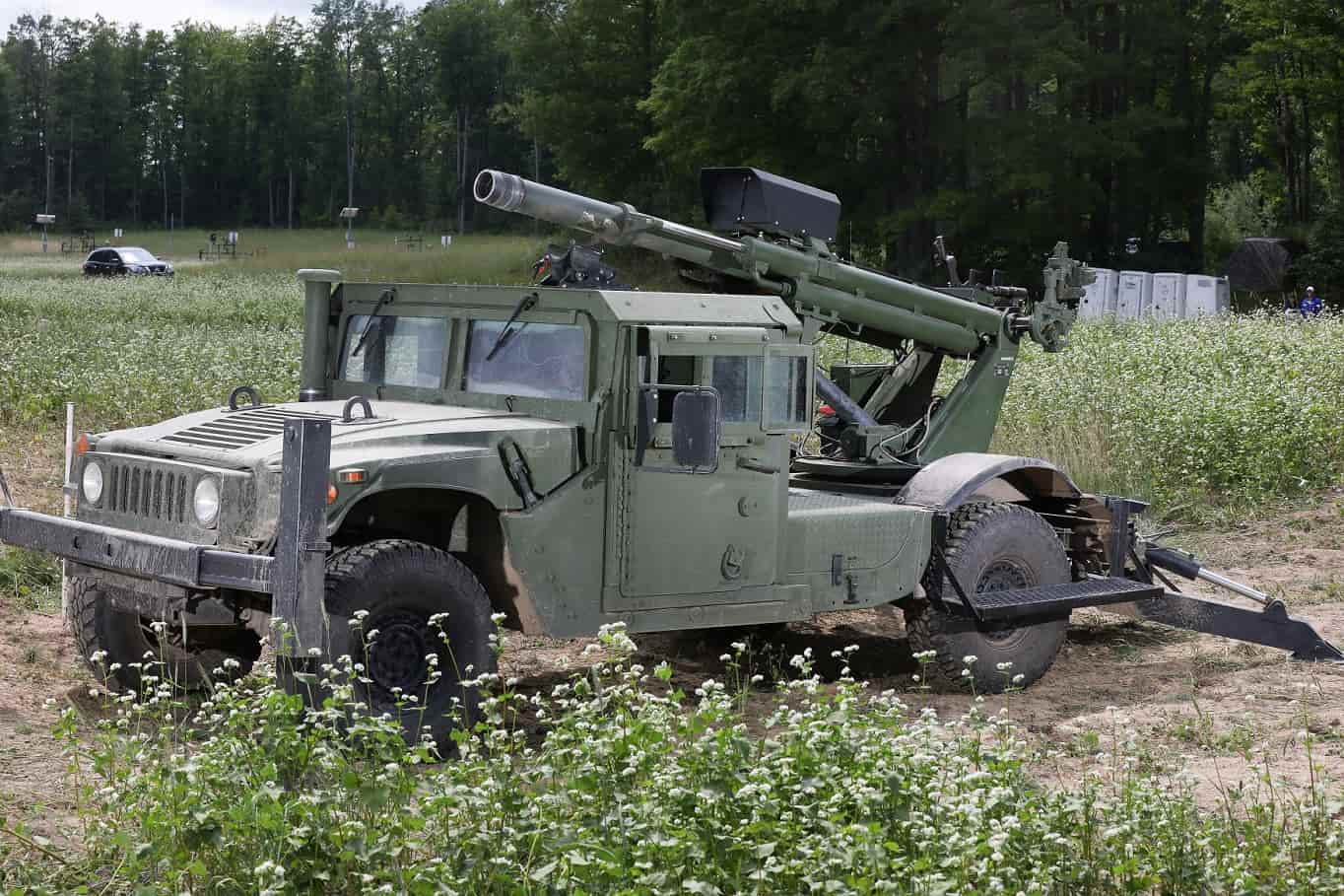 U S National Guard Tests New Hawkeye Mm Self Propelled Howitzer