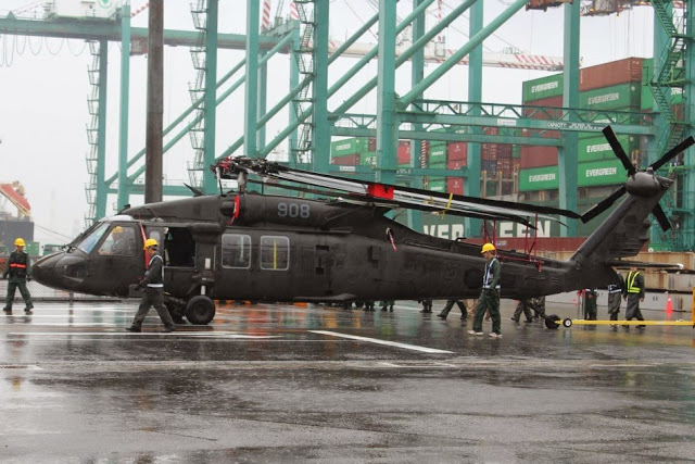 Taiwan's second batch of four army Black Hawk UH-60M helicopters arrive 2