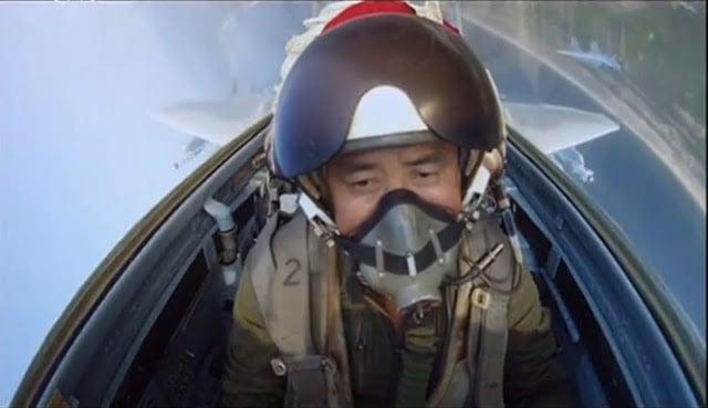 North Korean air force pilot take selfies for first time 3