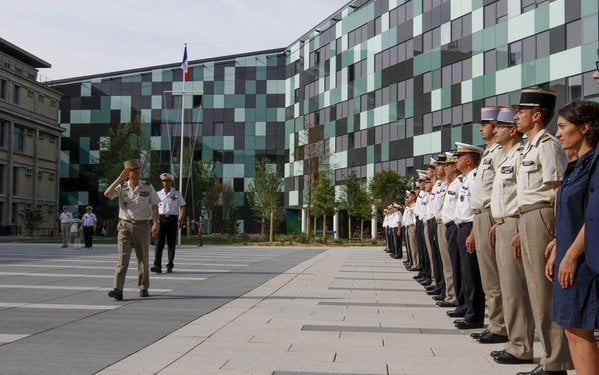 France's Army Chiefs, Facing New Threats, Get New Pentagon 4