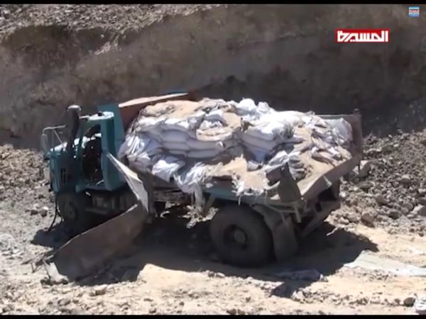 Saudi-led coalition hits trucks carrying WFP delivery for IDP in Hareeb Marib 1