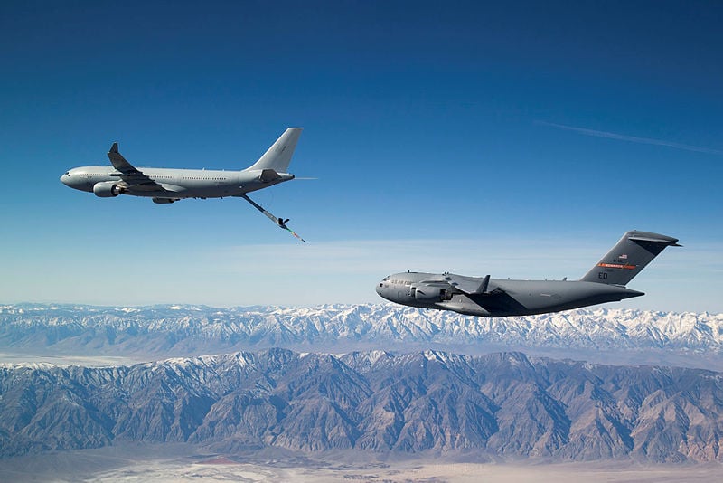 KC-30A refuelling trials with United States Air Force C-17A Globemaster