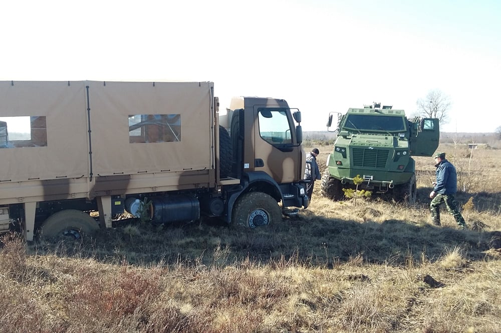 Renault Midlum armored vehicles could not negotiate it and KrAZ vehicles had to recover stuck vehicles