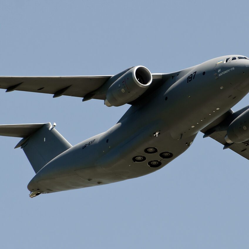 Azerbaijan makes advance payment for two Ukrainian AN-178 aircraft