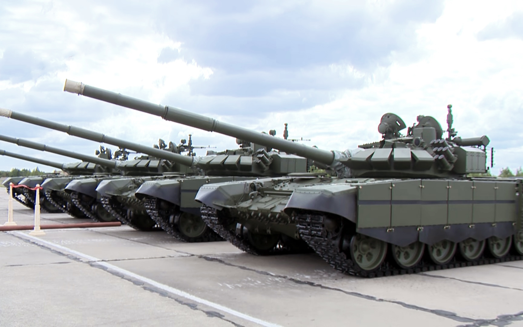 Belarus Receives Upgraded T 72b3 Main Battle Tanks From Russia