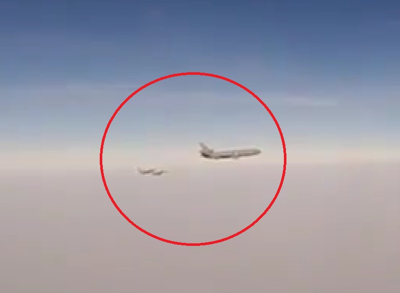 Resultado de imagem para Russian fighters intercepted French Rafales and US KC-10 Extender over Syria