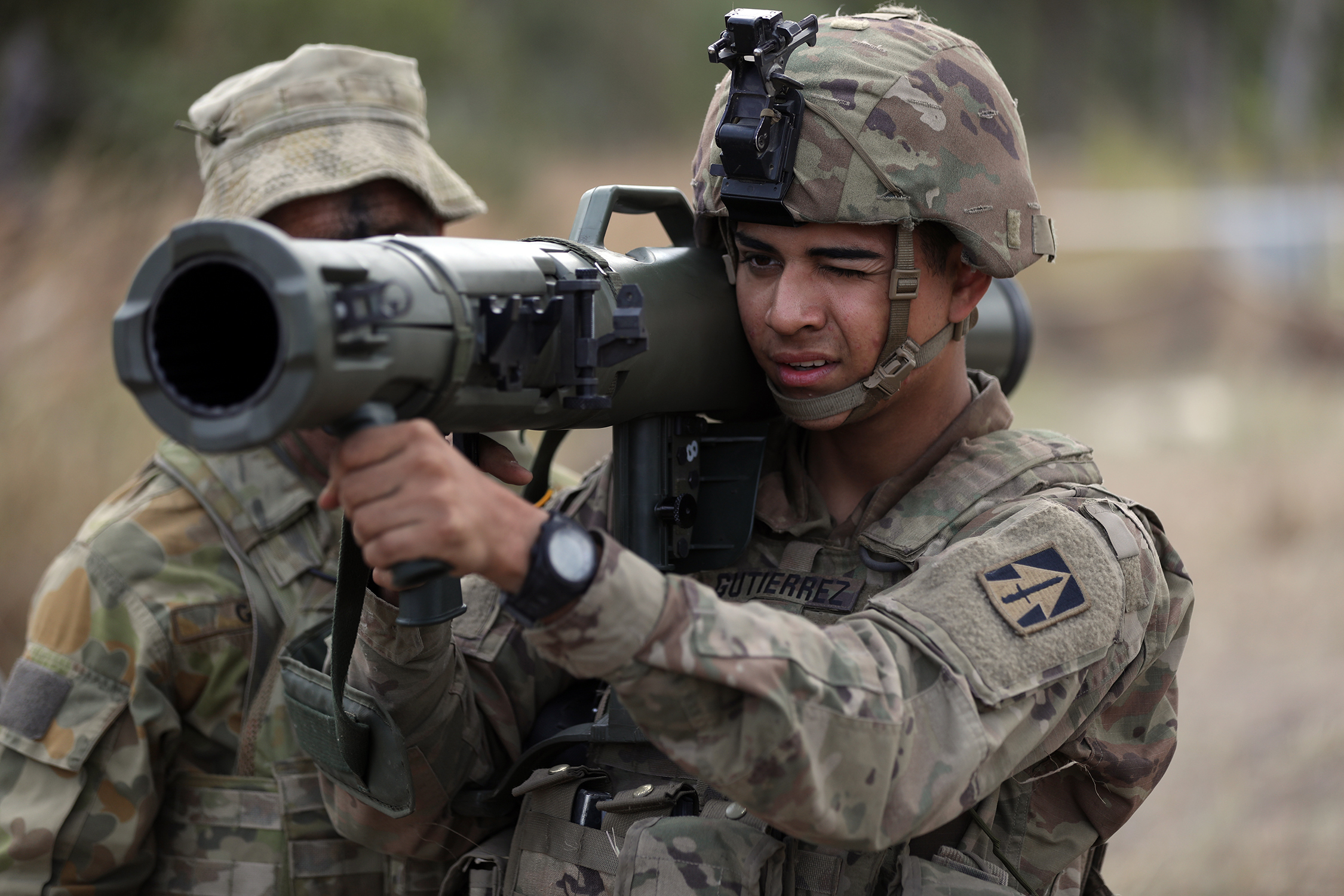 طلب الجيش الأمريكي المزيد من أنظمة الأسلحة Carl-Gustaf M4