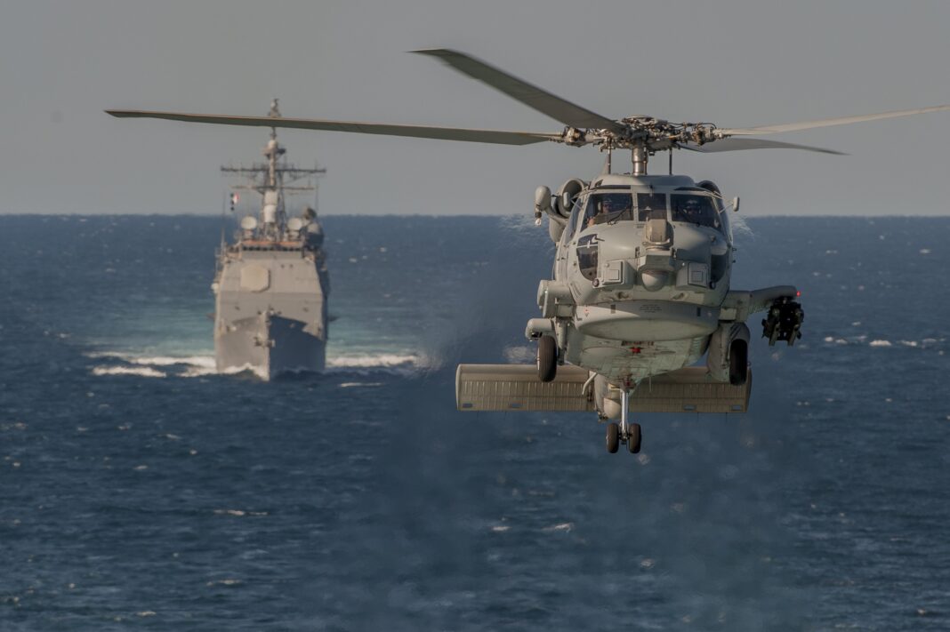 البحرية الأمريكية تطلب المزيد من طائرات الهليكوبتر MH-60R المضادة للغواصات