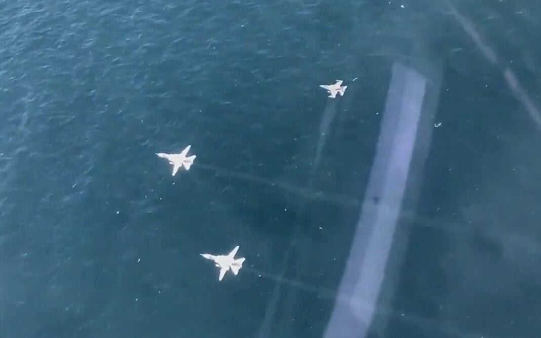 مقاتلات تركية من طراز F-16 تعترض مقاتلات روسية Su-24 فوق بحر البلطيق