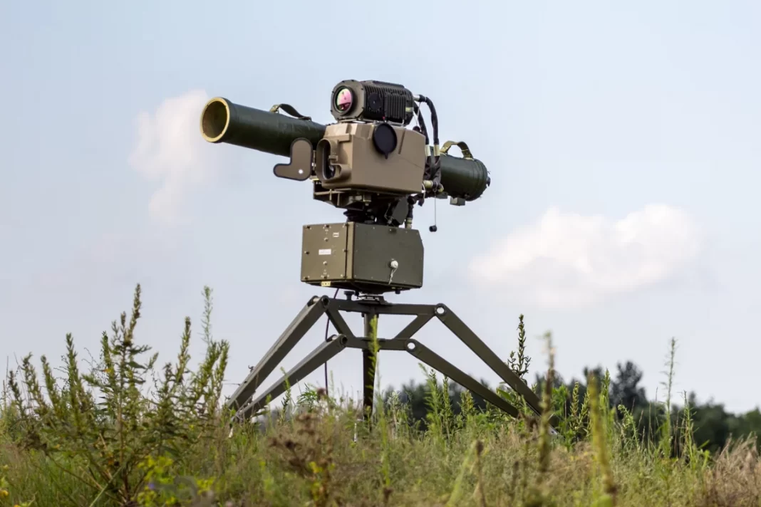صاروخ أوكراني جديد مضاد للدبابات Stugna-P يدمر بضربة مباشرة المتمردين الموالين لروسيا | Udefense منتدى التحالف لعلوم الدفاع