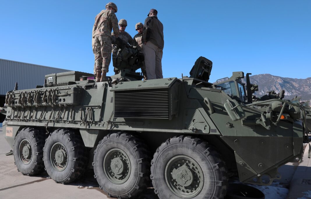الجيش الأمريكي يقوم بترقية مركبات سترايكرز بنظام الأسلحة الفتاكة lethal weapons system