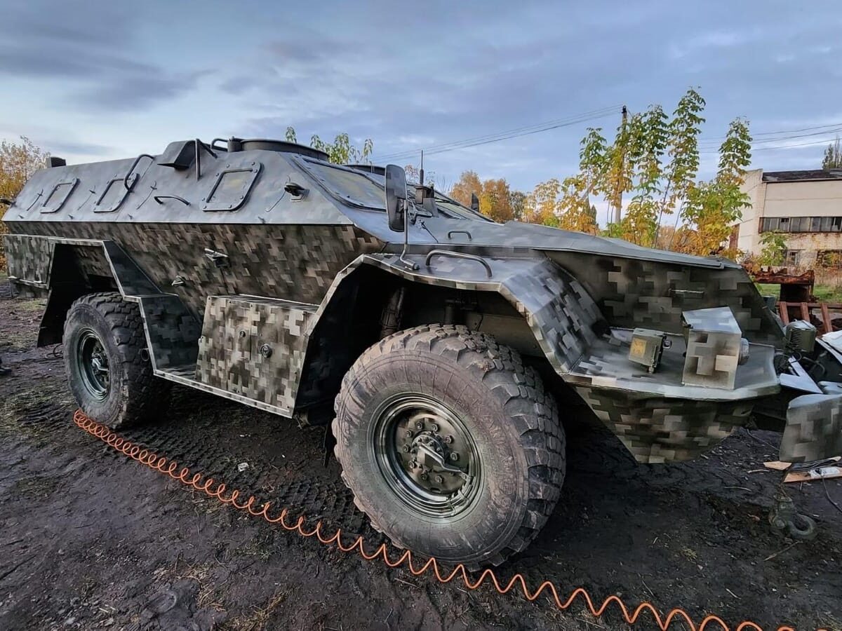 Ukrainian forces field rare Russian light armored vehicle