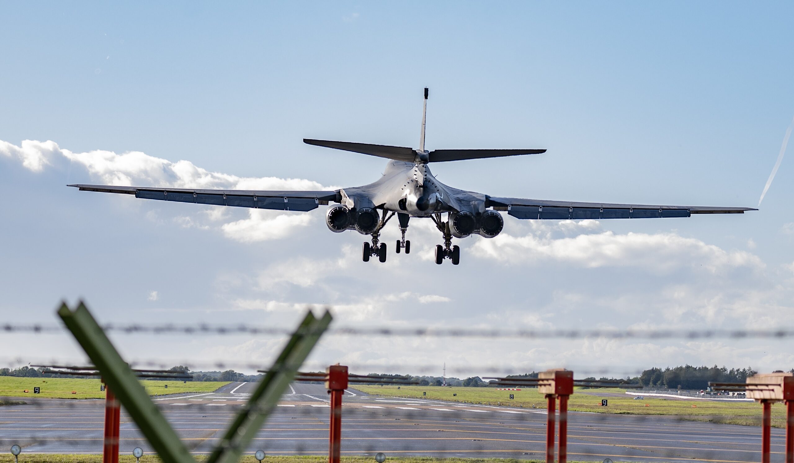 US Air Force B-1B bombers arrive in the UK
