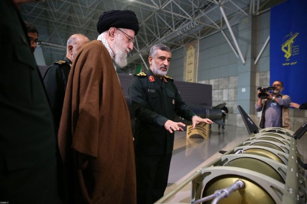 إيران تعلن عن تطوير سلاح جديد تفوق سرعته  سرعة الصوت hypersonic glide vehicle  فتاح-2