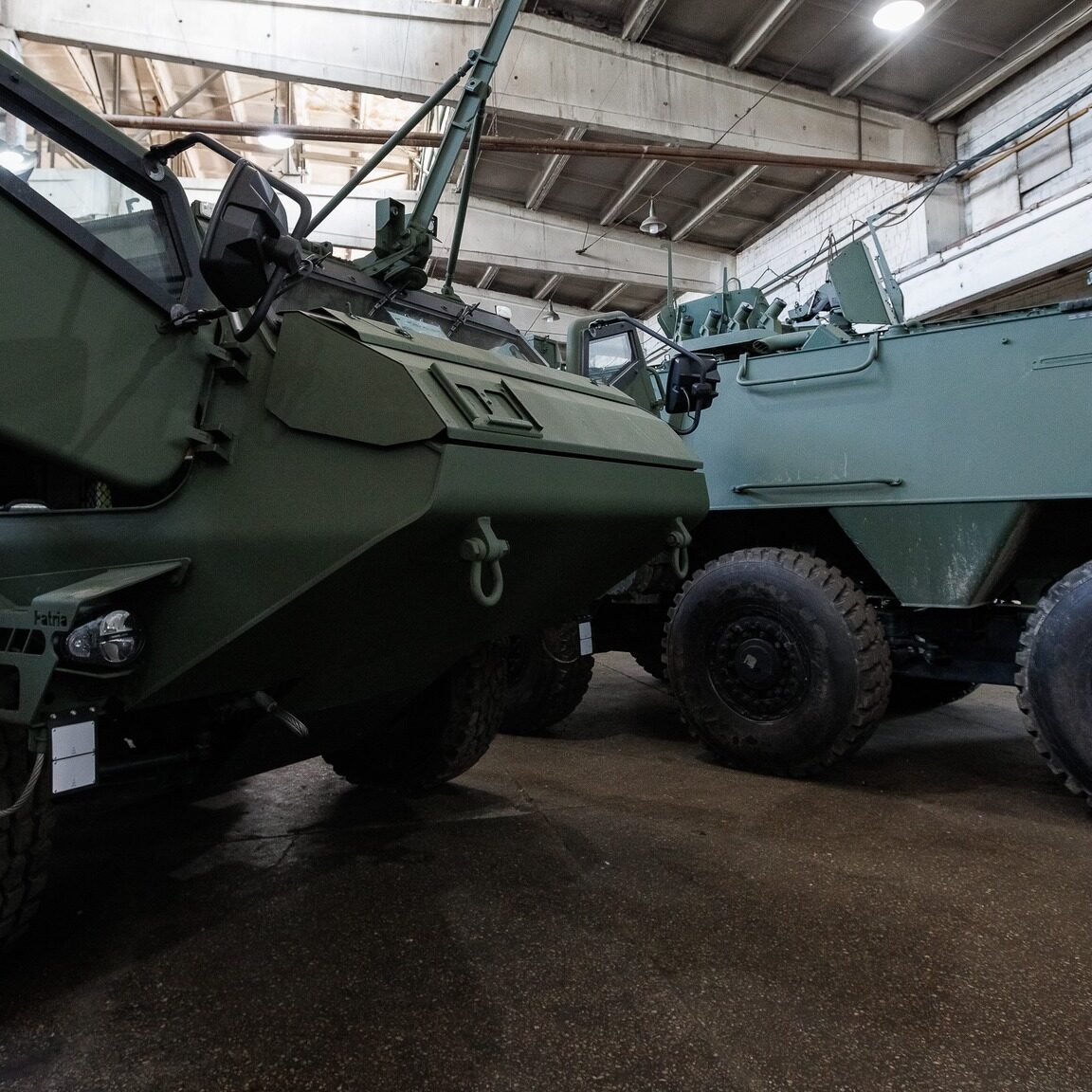ロシア軍 実物 ロシア内務省 交通警察 ДПС ウインドブレーカー 48-3 Ukraine gets first Patria 6×6 armored vehicles from Latvia
