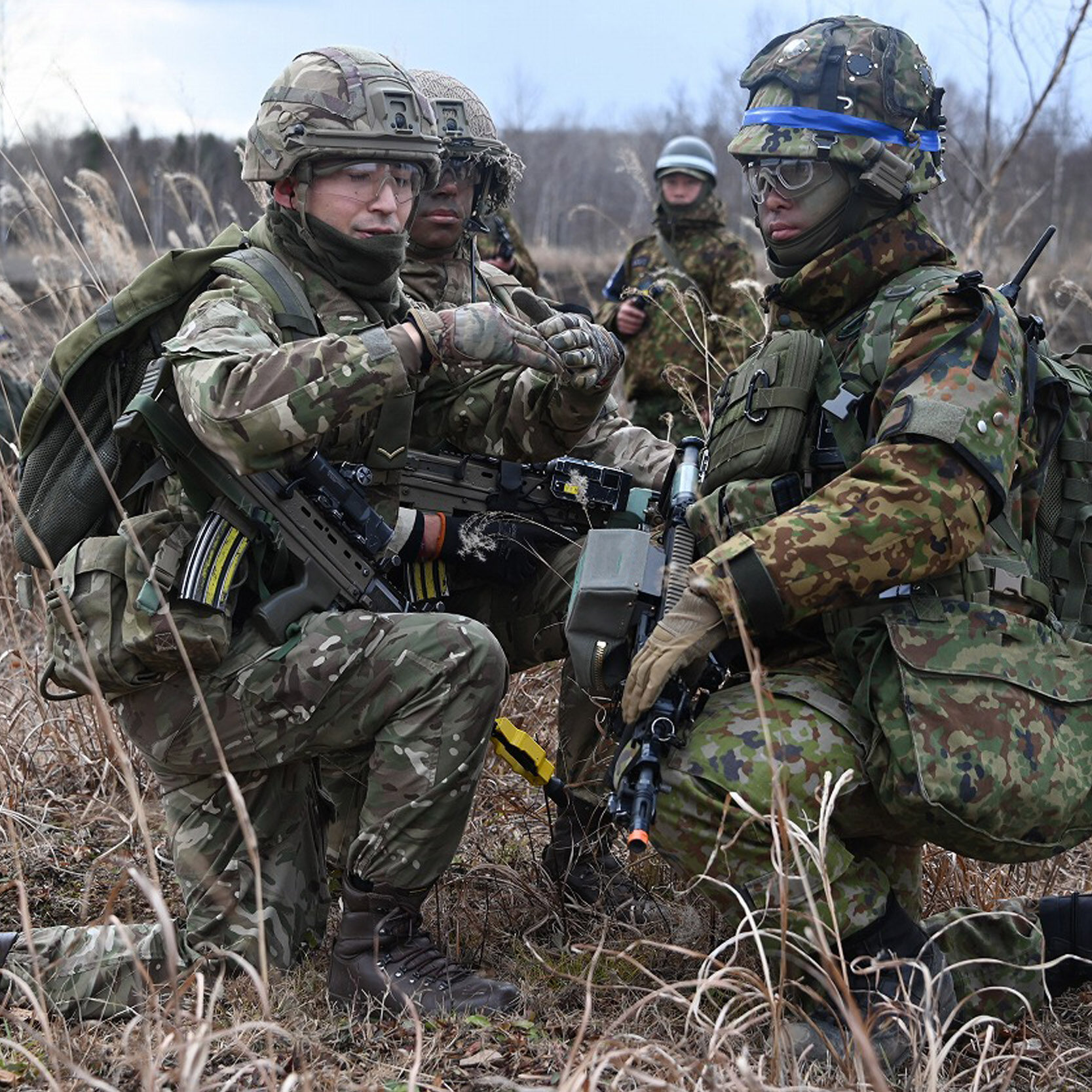 Japan, UK conduct first airborne drop in Hokkaido