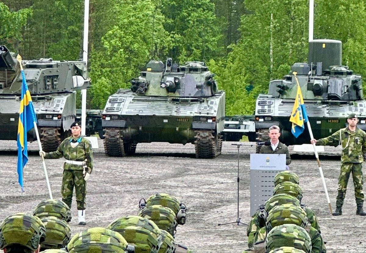 The Geopolitical Calculus of Nordic Integration: Deconstructing NATOs Northern Expansion and the Swedish Military Deployment