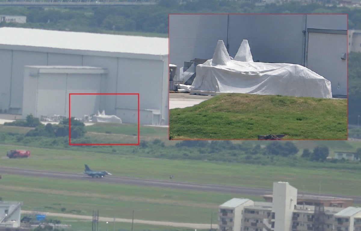 The Truth About The Mystery Shrouded Fighter Jet Spotted At Japan’s Top Test Base